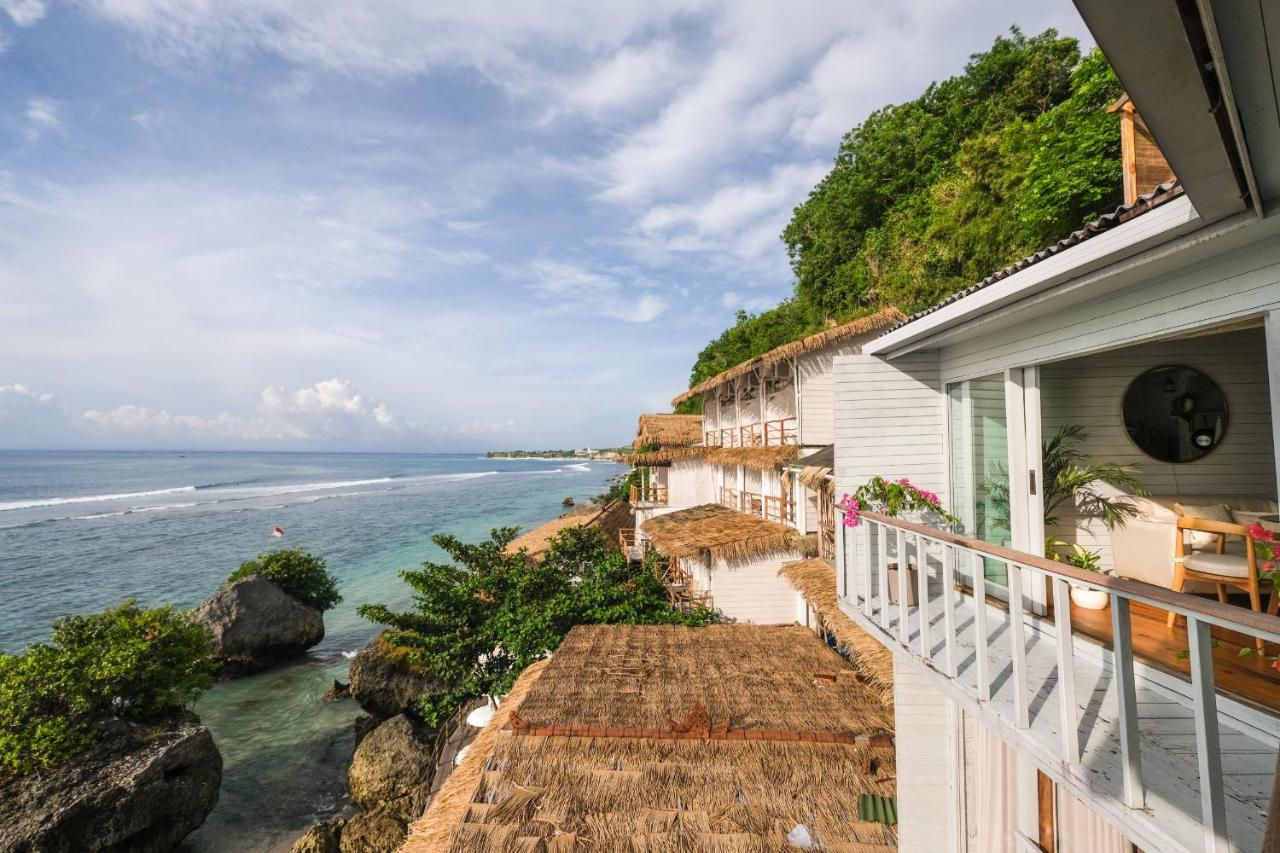 Le Cliff Bali Uluwatu